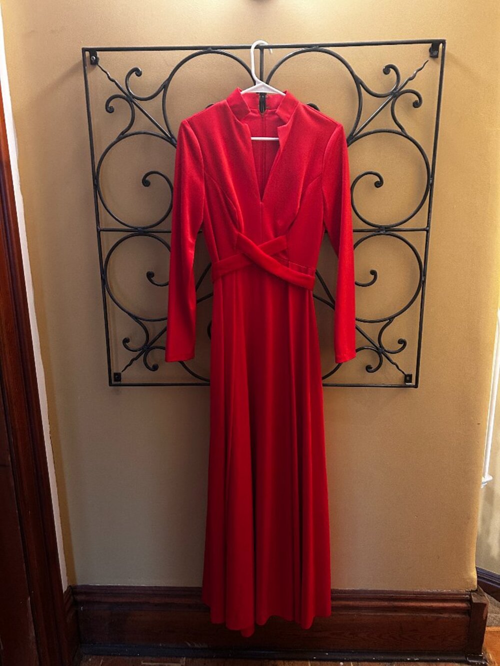 Vtg 70s Eva Gabor Estévez Red Maxi Dress NWT Sz 12 (But fits like an 8)